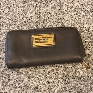 Marc by Marc Jacobs grey and gold wallet